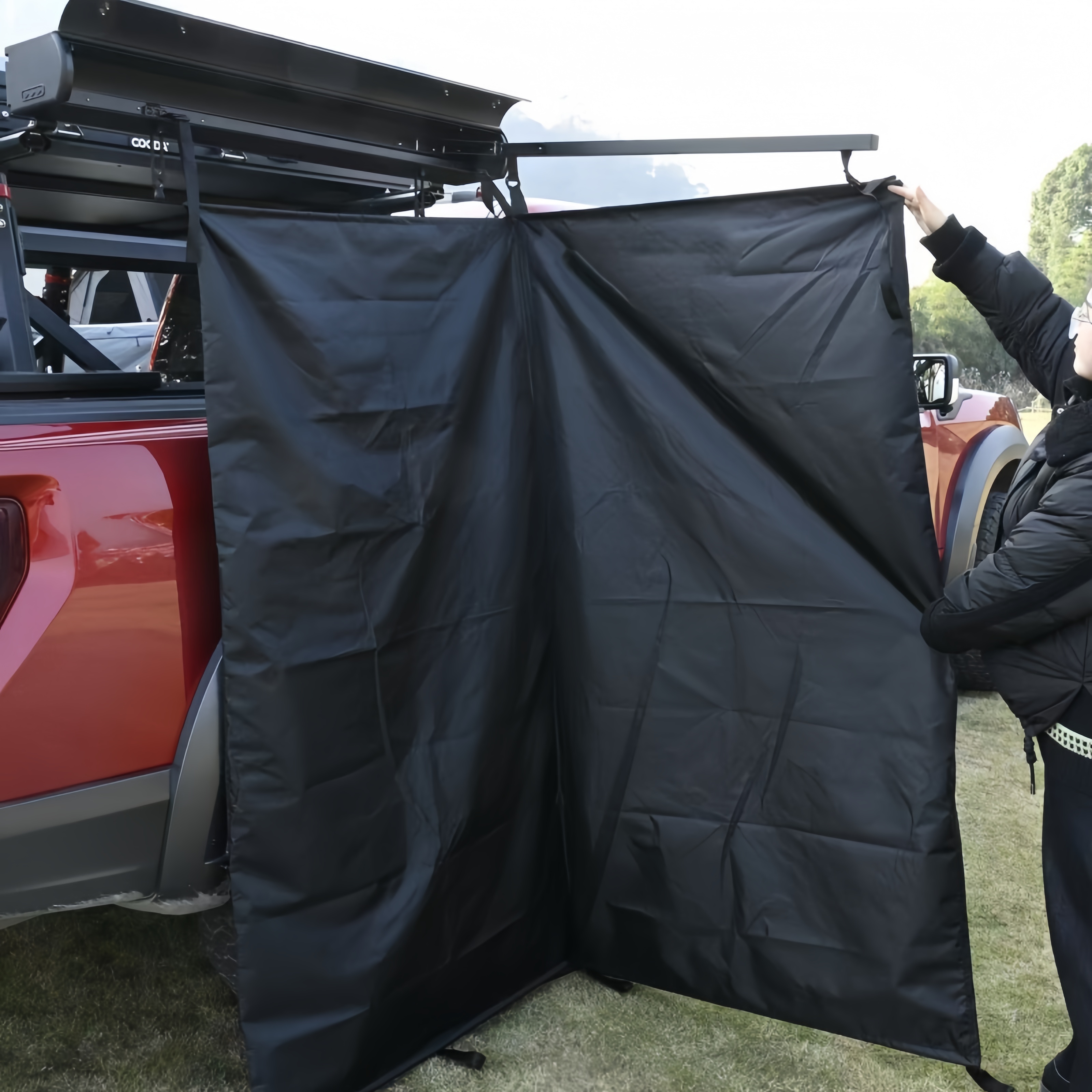 Outdoor Camping Showers - Mounted Lightweight Waterproof UV-Resistant Four-Season Shower